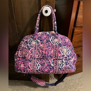 Vera Bradley 🌸 Grand Weekender